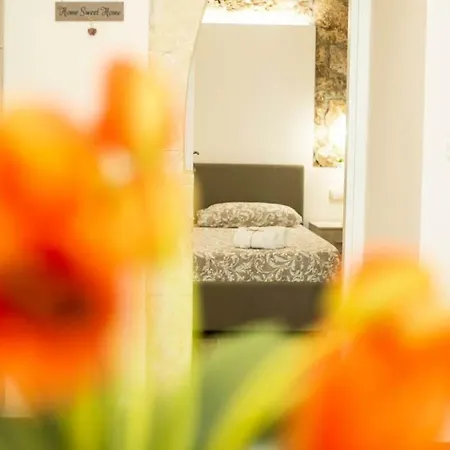 Siracusa K&s Holiday home *