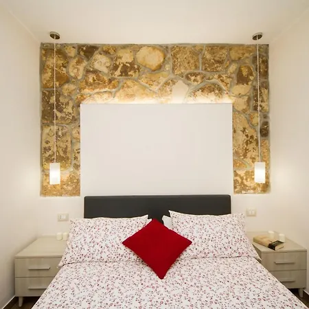 Siracusa K&s Holiday home